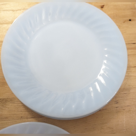 Fire King Azurite Swirl Blue Delphite 9" Dinner Plates USA Set 4 MCM - Picture 6 of 9